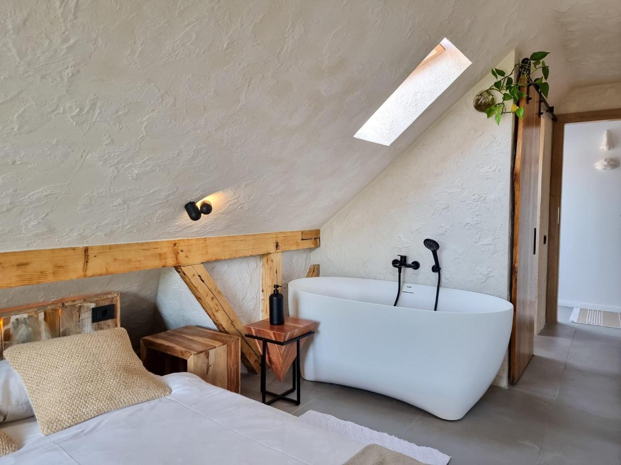 Shard Boutique Hotel-Adult Only Braşov Dış mekan fotoğraf